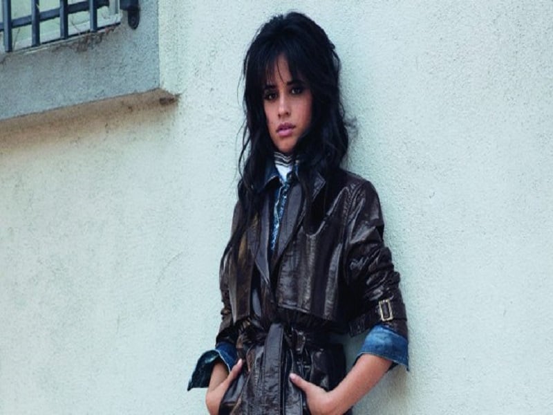 Vogue nombra a Camila Cabello como Mujer del Año