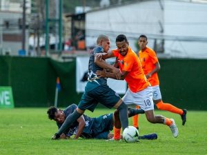 Deportivo La Guaira en la cima de la Liga Futve tras vencer 2-0 a Mineros de Guayana