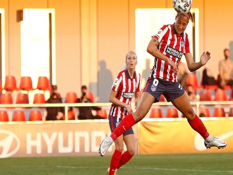 Deyna Castellanos guió triunfo del Atlético 2-0 sobre el Logroño