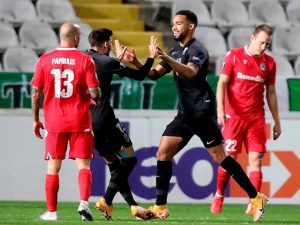 Yangel Herrera guió triunfo del Granada ante el Nicosia en la Liga de Europa