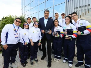 Presidente Maduro Inaugura la Universidad